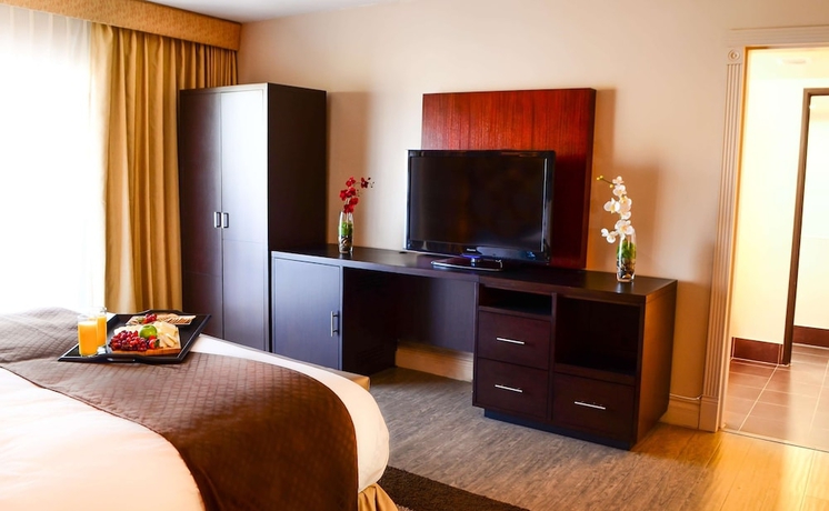 Imagen de la habitación del Hotel Doubletree Suites By Hilton Tucson Airport. Foto 10