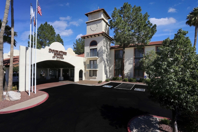 Imagen general del Hotel Doubletree Suites By Hilton Tucson Airport. Foto 1