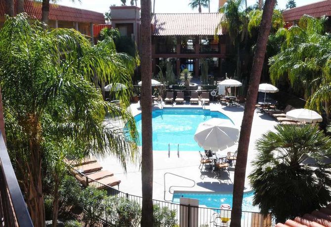 Imagen de la piscina del Hotel Doubletree Suites By Hilton Tucson - Williams Center. Foto 16