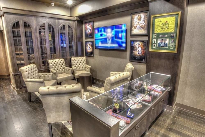 Imagen de los interiores del Hotel Doubletree Suites by Hilton at The Battery Atlanta. Foto 10