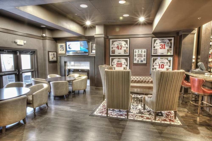 Imagen de los interiores del Hotel Doubletree Suites by Hilton at The Battery Atlanta. Foto 12
