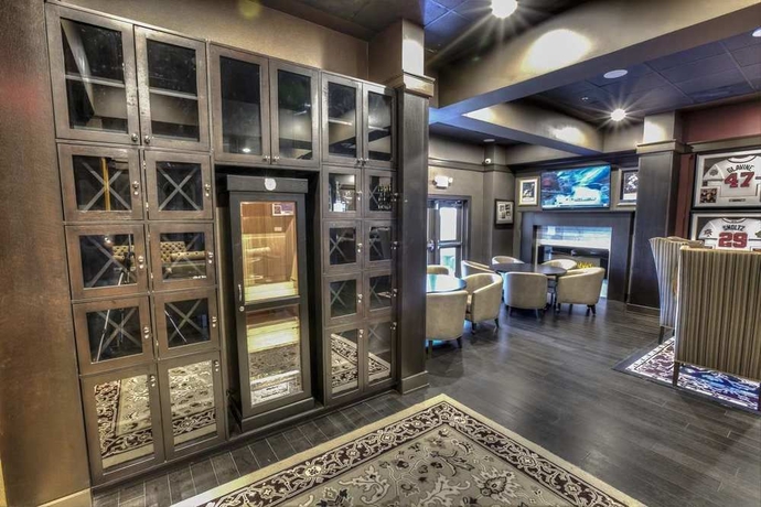 Imagen de los interiores del Hotel Doubletree Suites by Hilton at The Battery Atlanta. Foto 13