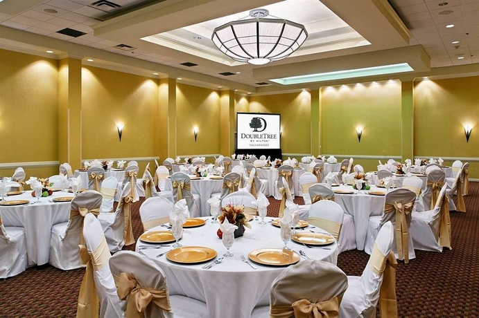 Imagen de los interiores del Hotel Doubletree Tallahassee. Foto 10