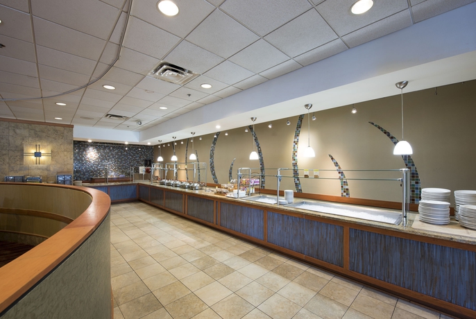 Imagen del bar/restaurante del Hotel Doubletree Tampa Airport. Foto 2