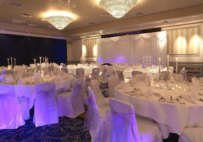 Imagen de los interiores del Hotel Doubletree by Hilton Aberdeen Treetops. Foto 8