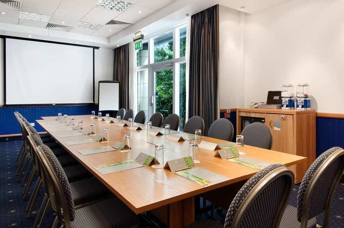 Imagen de los interiores del Hotel Doubletree by Hilton Belfast Templepatrick. Foto 12