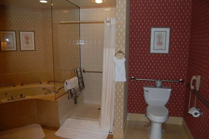 Imagen de la habitación del Hotel Doubletree by Hilton Hotel Sonoma Wine Country. Foto 5