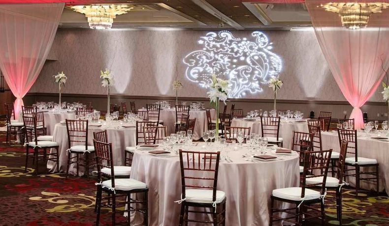 Imagen de los interiores del Hotel Doubletree by Hilton Hotel Sonoma Wine Country. Foto 14