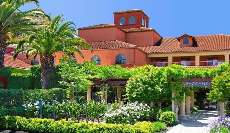 Imagen general del Hotel Doubletree by Hilton Hotel Sonoma Wine Country. Foto 2