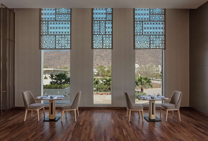 Imagen de los interiores del Hotel Doubletree by Hilton Jaipur Amer. Foto 18