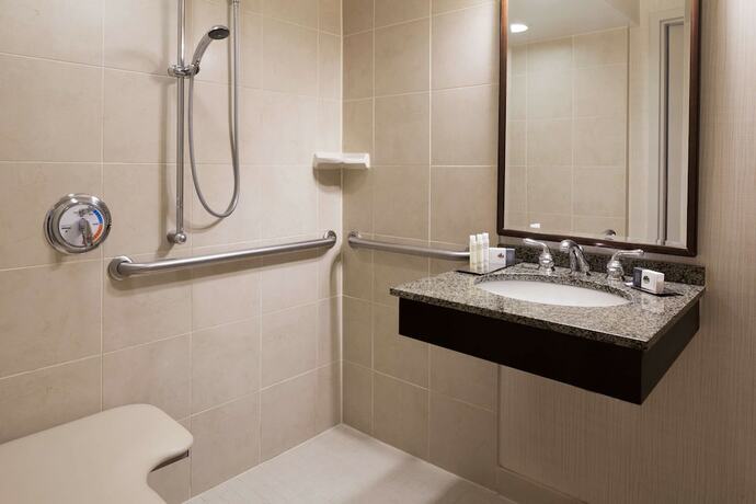 Imagen de la habitación del Hotel Doubletree by Hilton Somerset Hotel and Conference Center. Foto 12