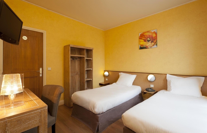 Imagen de la habitación del Hotel Douglas. Foto 11