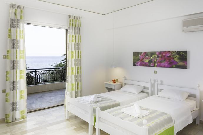 Imagen de la habitación del Hotel Douka Seafront Residences. Foto 11