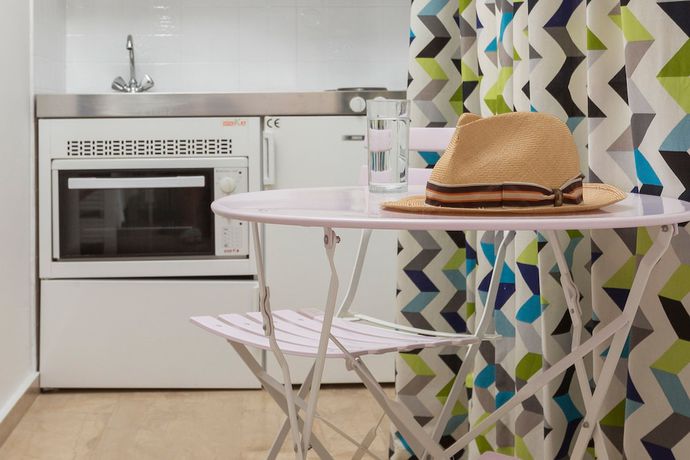 Imagen de la habitación del Hotel Douka Seafront Residences. Foto 14