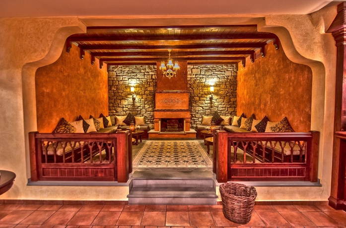 Imagen de los interiores del Hotel Doupiani House. Foto 12