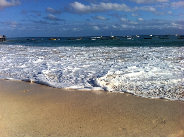 Imagen de los exteriores del Hotel Dourada Studios. Foto 4