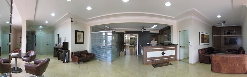 Imagen de los interiores del Hotel Dourados Center. Foto 14