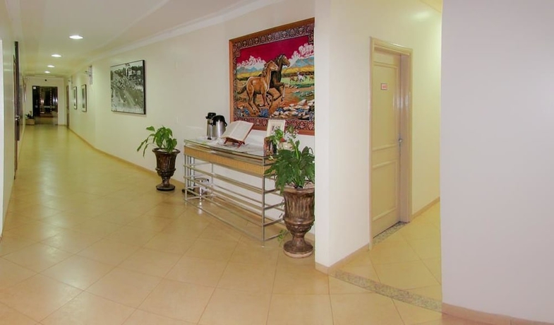 Imagen de los interiores del Hotel Dourados Center. Foto 16