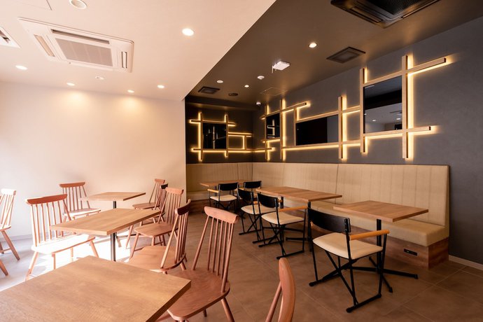 Imagen de los interiores del Hotel Doutonbori Crystal IV. Foto 16