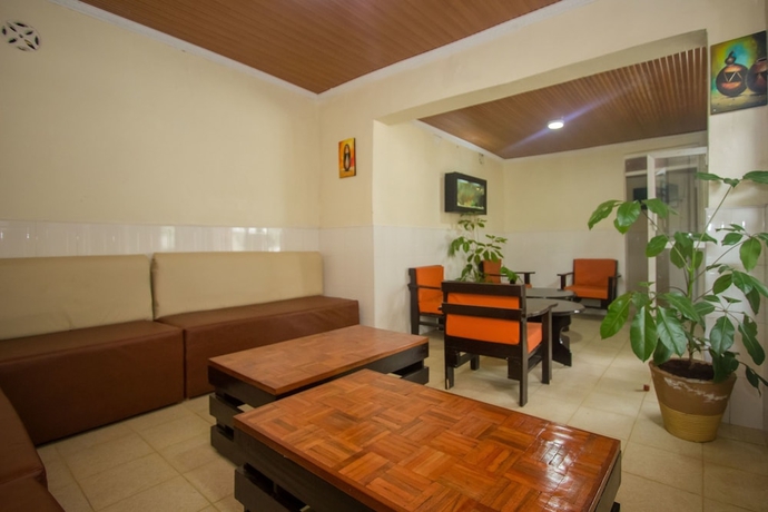 Imagen de los interiores del Hotel Dove Nest Lodge. Foto 16