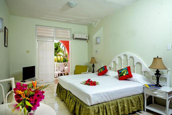 Imagen general del Hotel Dover Beach. Foto 7