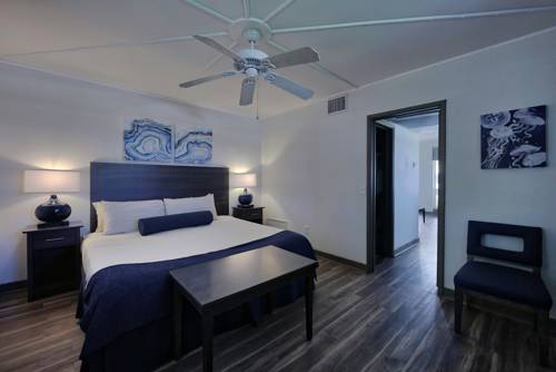 Imagen de la habitación del Hotel Dover House Resort. Foto 4