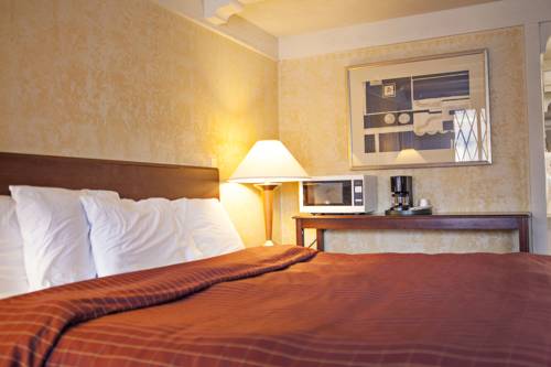 Imagen de la habitación del Hotel Dover Inn and Suites. Foto 5