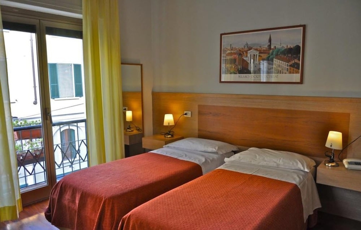 Imagen de la habitación del Hotel Dover, Mil&aacute;n. Foto 7