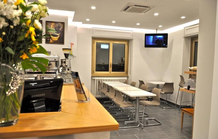 Imagen de los interiores del Hotel Dover, Mil&aacute;n. Foto 16