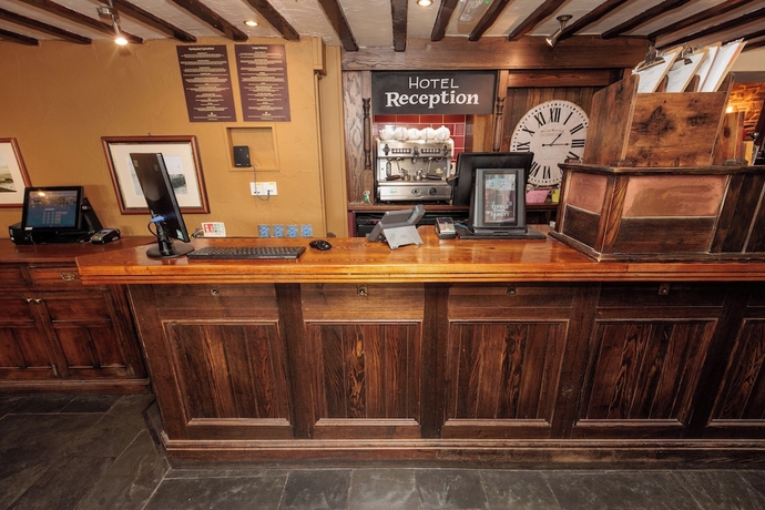 Imagen de los interiores del Hotel Dovey Inn. Foto 16