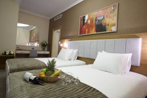 Imagen de la habitación del Hotel Dovsotel. Foto 2