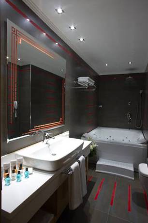 Imagen de la habitación del Hotel Dovsotel. Foto 5