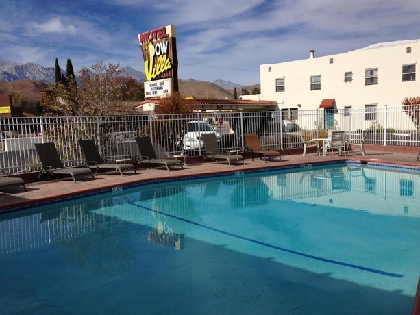 Imagen de la piscina del Hotel Dow Villa Motel. Foto 19
