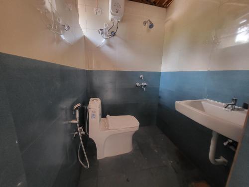 Imagen general del Hotel Down DA Cottages. Foto 20