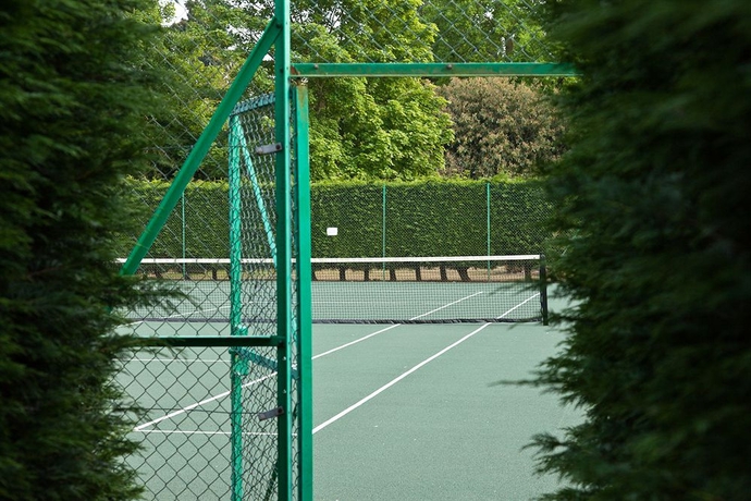 Imagen general del Hotel Down Hall. Foto 2