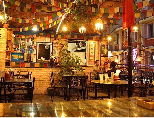 Imagen del bar/restaurante del Hotel Down Town, Katmandu. Foto 2