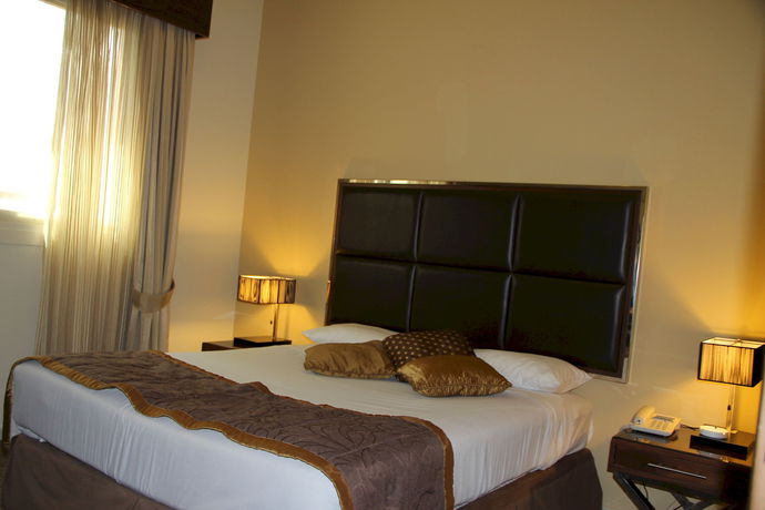 Imagen de los interiores del Hotel Down Town Plaza Apartments. Foto 13