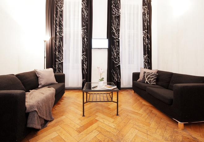 Imagen de los interiores del Hotel Down Town Residence. Foto 15