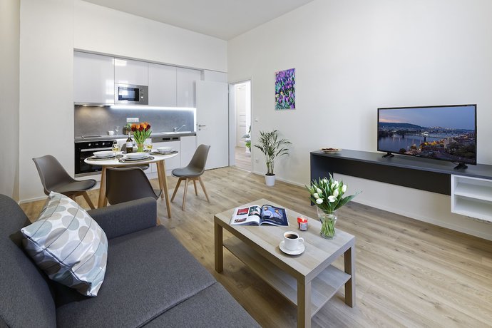 Imagen de la habitación del Hotel DownTown Suites Jugoslavska. Foto 6