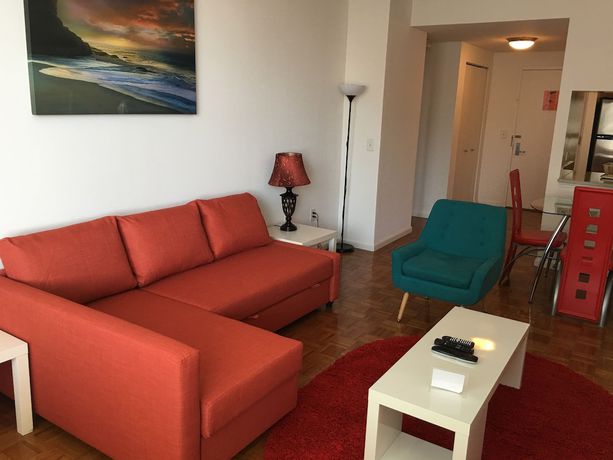 Imagen de la habitación del Hotel Downtown Luxury Suites. Foto 12