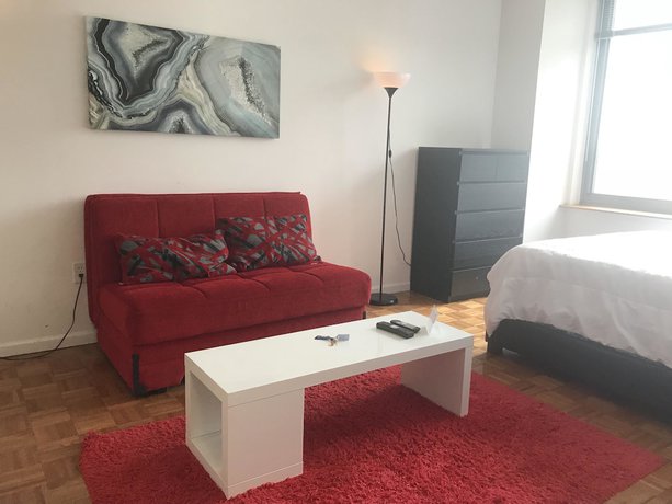 Imagen de la habitación del Hotel Downtown Luxury Suites. Foto 16