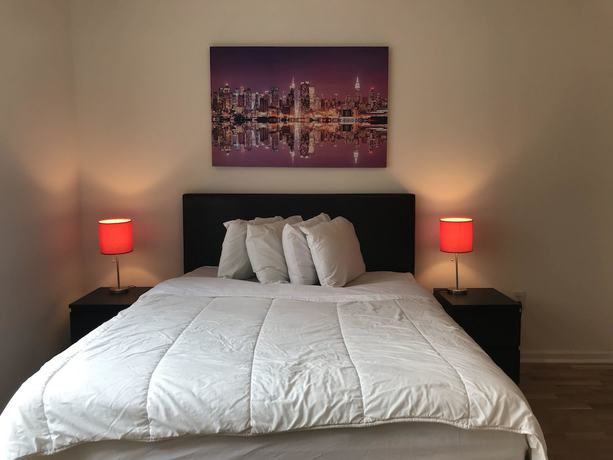 Imagen de la habitación del Hotel Downtown Luxury Suites. Foto 17