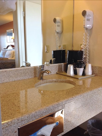 Imagen de la habitación del Hotel Downtown Slo Inn - San Luis Obispo. Foto 17