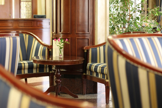 Imagen del bar/restaurante del Hotel Downtown, Sofia. Foto 3