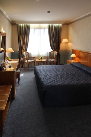 Imagen de la habitación del Hotel Downtown, Sofia. Foto 7