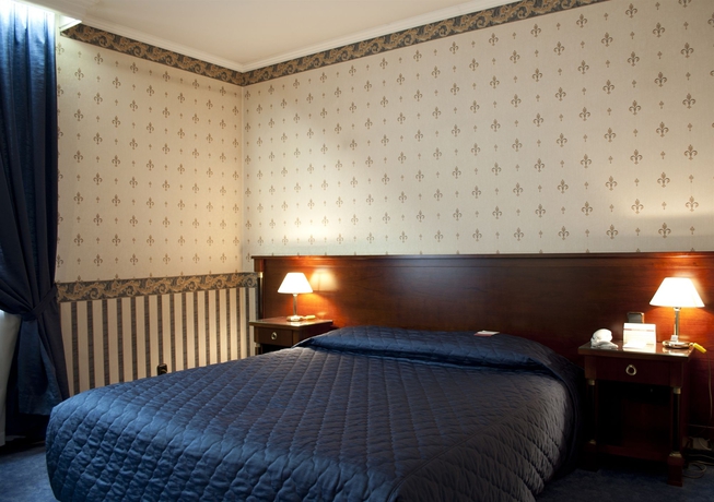 Imagen de la habitación del Hotel Downtown, Sofia. Foto 8