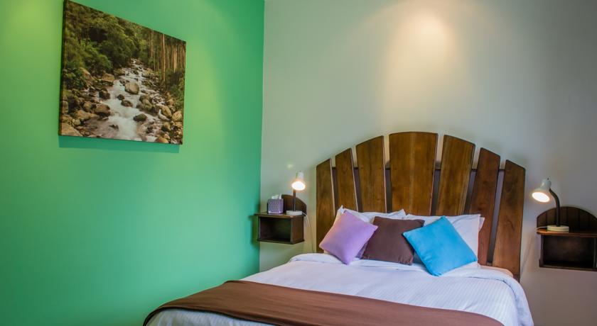 Imagen de la habitación del Hotel Downtown Suites. Foto 2