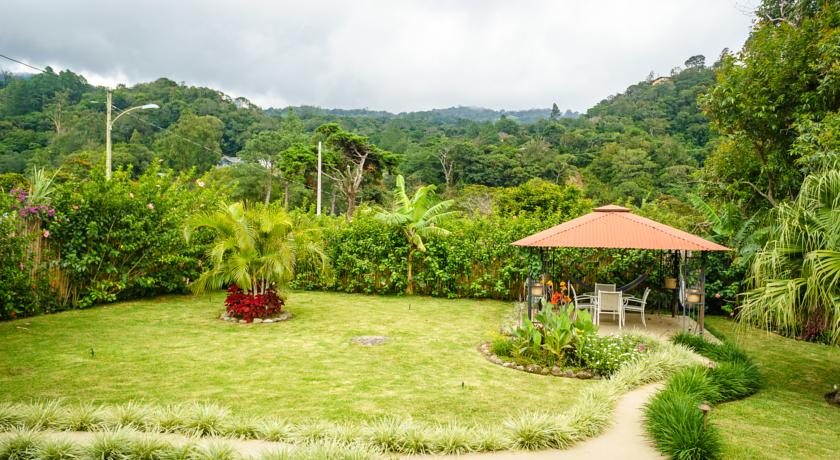 Imagen de los exteriores del Hotel Downtown Suites. Foto 6