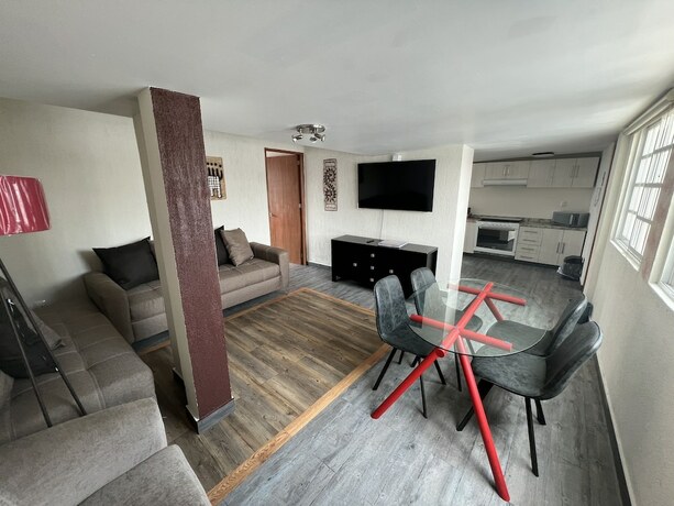 Imagen de la habitación del Hotel Downtown Treasure Place. Foto 14