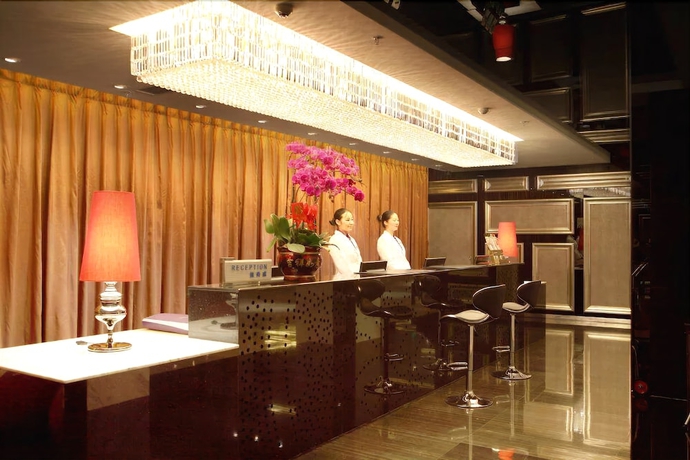 Imagen de los interiores del Hotel Downtown, Zhuhai. Foto 16